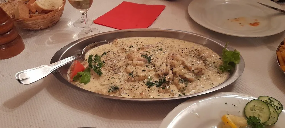 Cuisses de Grenouilles À la Crème